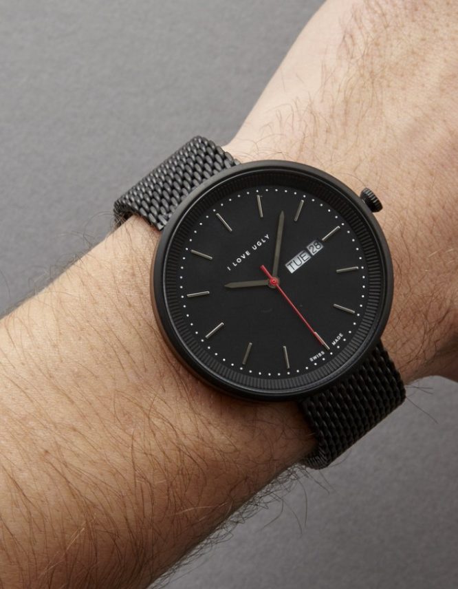 Archibald Black Mesh